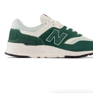 LIKE NEW New Balance Women's 997H V1 Sneaker, Nightwatch Green/Cosmic Jade, 8
